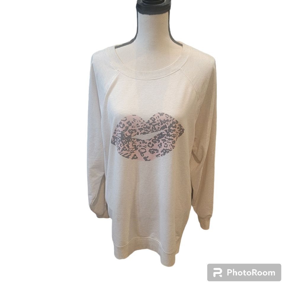 Wildfox Oversized Graphic Sweatshirt. Size L.